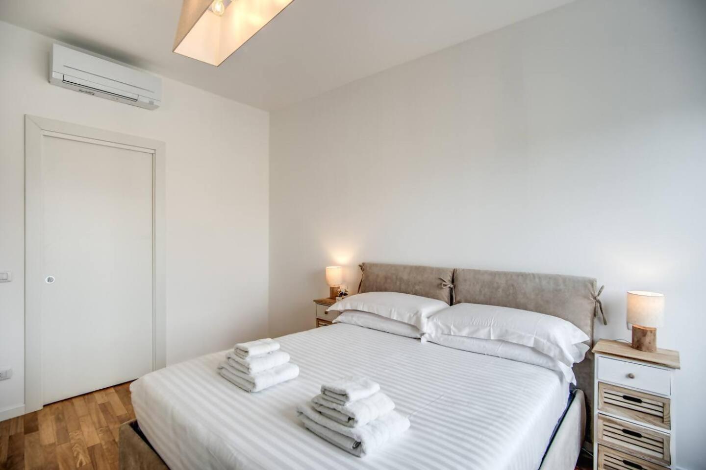 Naos Suite Close Popolo Square Rome Buitenkant foto