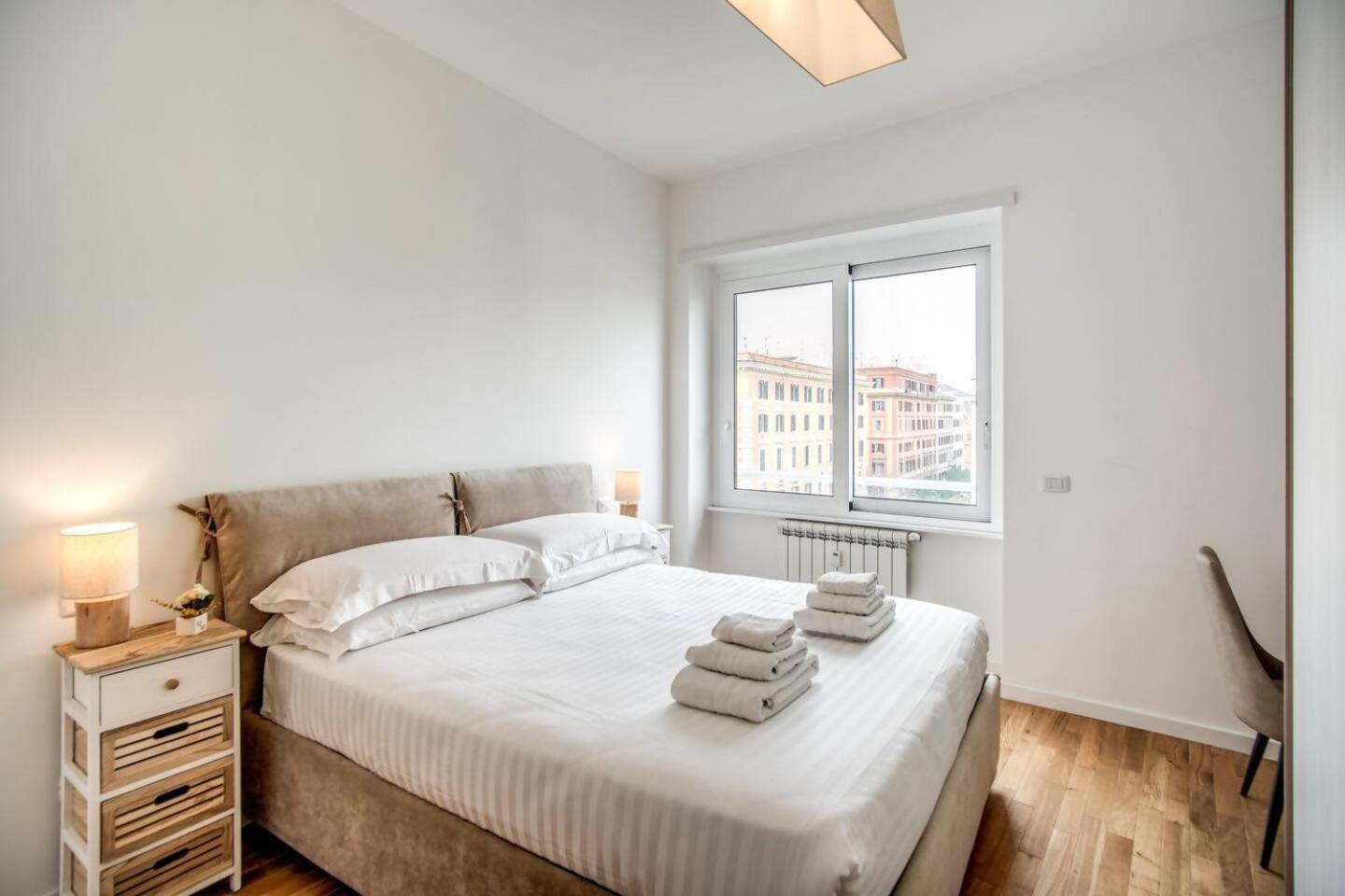 Naos Suite Close Popolo Square Rome Buitenkant foto